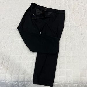 Ann Taylor Signature Black Capri Slacks